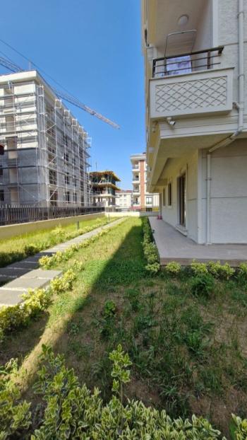 SANCAKTEPE'DE SİTE İÇERİSİNDE 125 M2  2+1 SATILIK  DAİRE 