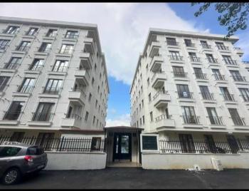 SANCAKTEPE'DE SİTE İÇERİSİNDE 125 M2  2+1 SATILIK  DAİRE 