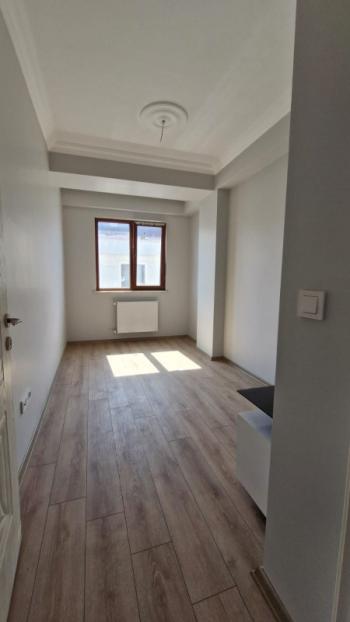 SANCAKTEPE'DE  SİTE İÇERİSİNDE 140 M2  3+1 SATILIK SIFIR DAİRE