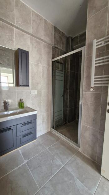 SANCAKTEPE'DE  SİTE İÇERİSİNDE 140 M2  3+1 SATILIK SIFIR DAİRE