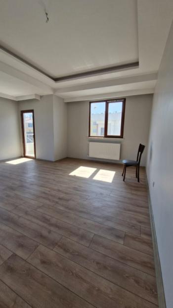 SANCAKTEPE'DE  SİTE İÇERİSİNDE 140 M2  3+1 SATILIK SIFIR DAİRE