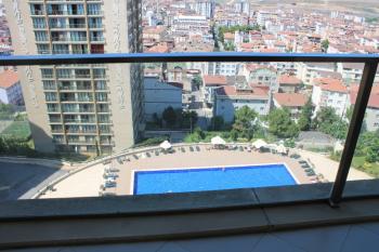 Tuzla Evora A Parsel Havuz Ve Bahçe Peyzaj Cepheli Kiralık 1+1