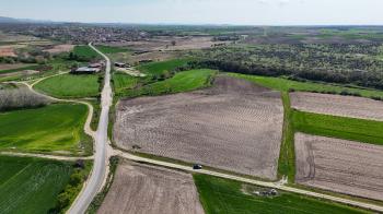 23.527 M² TEK TAPU YERLEŞİME YAKIN ASFALT ÜZER FIRSAT TARLA