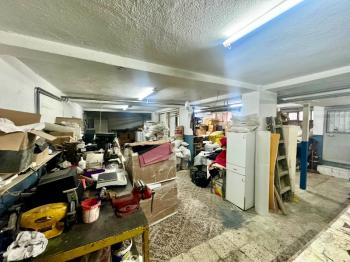 Bornova'da Satılık Fabrika 