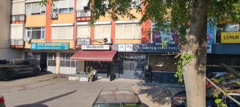 TEPE NAUTILUS KARŞISI KİRACILI SATILIK DÜKKAN