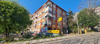 TEPE NAUTILUS KARŞISI KİRACILI SATILIK DÜKKAN