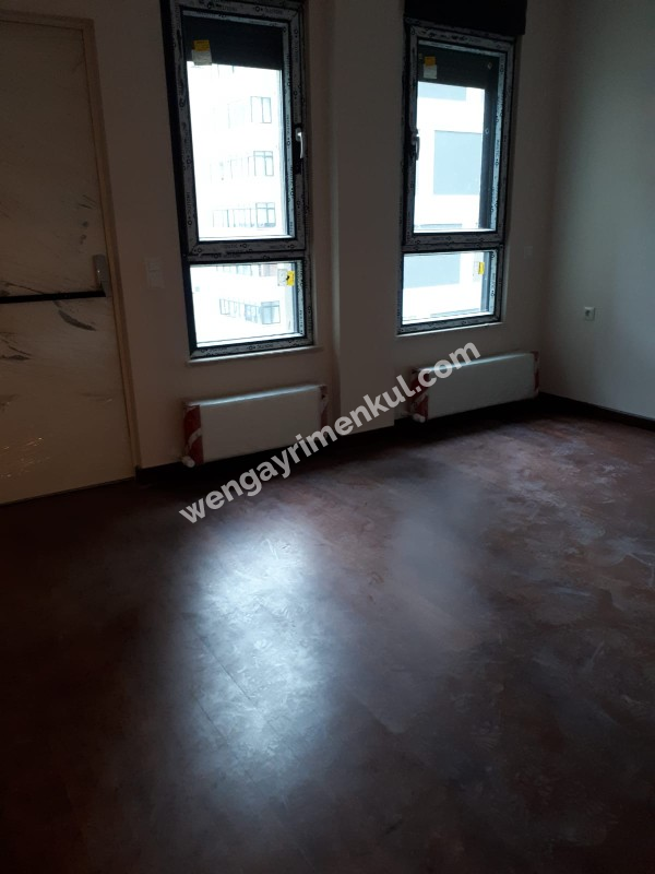 ERENKÖY TAŞMEKTEP SOKAKTA 2+1 YENİ KİRALIK DAİRE