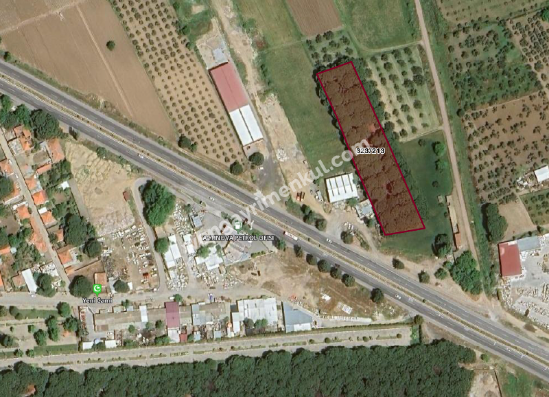 Denize Yakın, Anayola Cephe 5240 m² Yatırımlık Tarla!