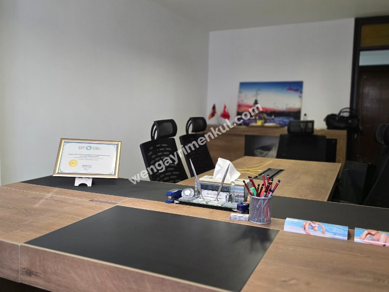 Kadıköy Rıhtımda İş Merkezi İçinde Satılık Ofis