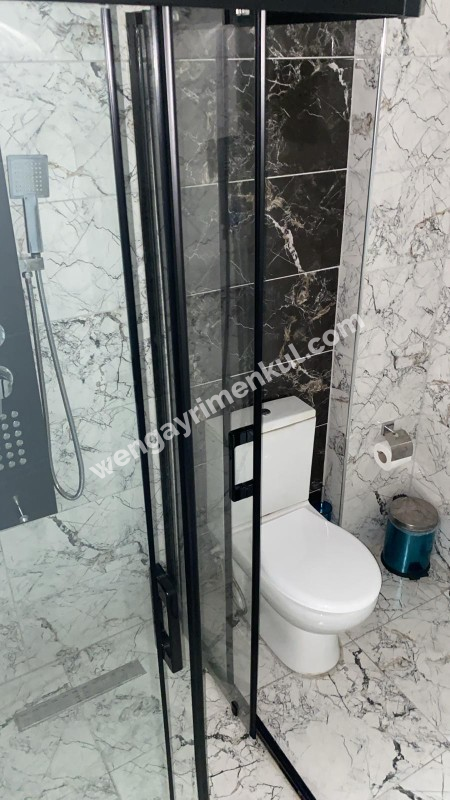 PENDİK'TE TABELA DEĞERİ YÜKSEK, RUHSATLI SATILIK OTEL VE BİNASI