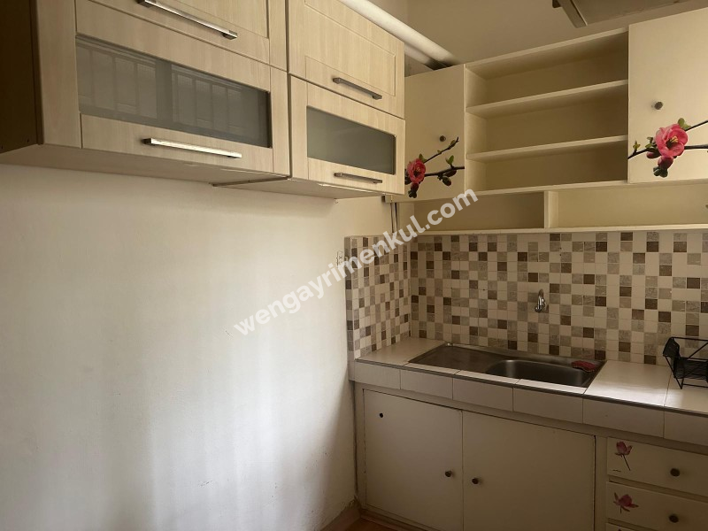 ACIBADEM KİRALIK 3+1 KİRALIK DAİRE
