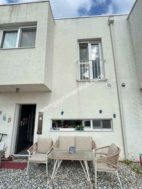 35.Sokak Sitesi Manzaralı, Balkonlu ,3+1 KİRALIK DUBLEKS DAİRE