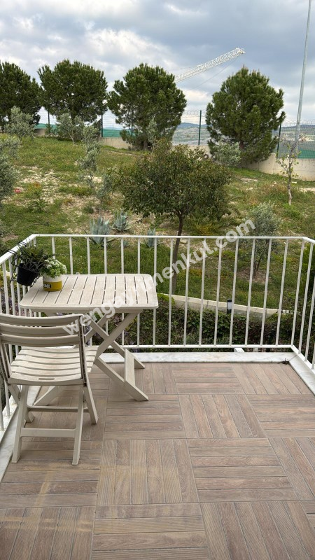 35.Sokak Sitesi Manzaralı, Balkonlu ,3+1 KİRALIK DUBLEKS DAİRE
