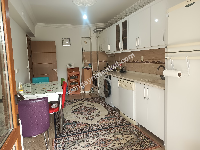 ANKARA-DİKMEN-KARAPINAR 4+1 165 M2 MANZARALI DAİRE