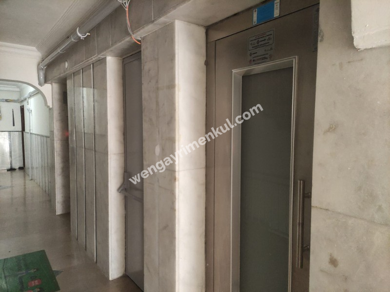 ÜMRANİYE ÇEKMEKÖY METROYA KOMŞU SATILIK 3+1 SİTE DAİRESİ