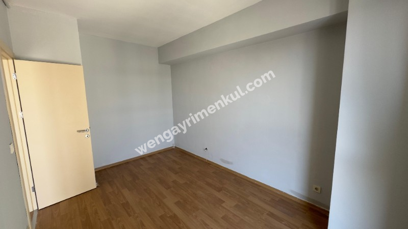 NEW RESIDENCE - SATILIK 1+1 BOŞ DAİRE METROBÜSE YÜRÜME MESAFESİ