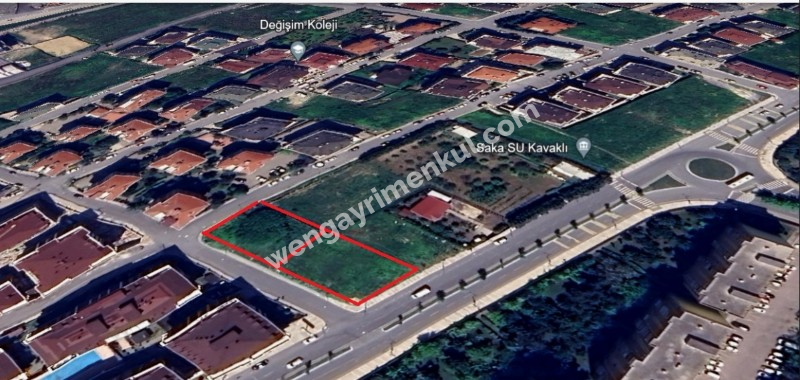 BEYLİKDÜZÜ KAVAKLI MAH. 1346m2 SATILIK KONUT+TİCARİ İMARLI ARSA