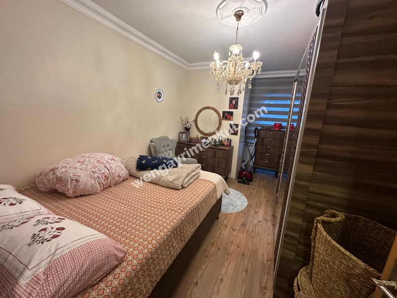ADNAN KAHVECİ LETİSYA EVLERİ SİTESİ SATILIK 3+1 ARA KAT DAİRE