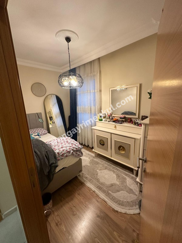 ADNAN KAHVECİ LETİSYA EVLERİ SİTESİ SATILIK 3+1 ARA KAT DAİRE