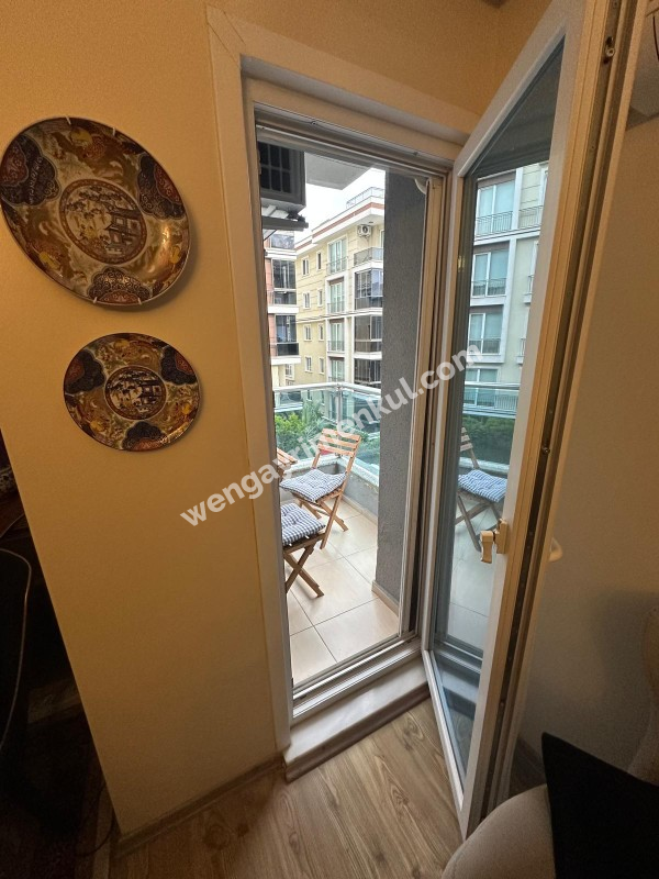 ADNAN KAHVECİ LETİSYA EVLERİ SİTESİ SATILIK 3+1 ARA KAT DAİRE
