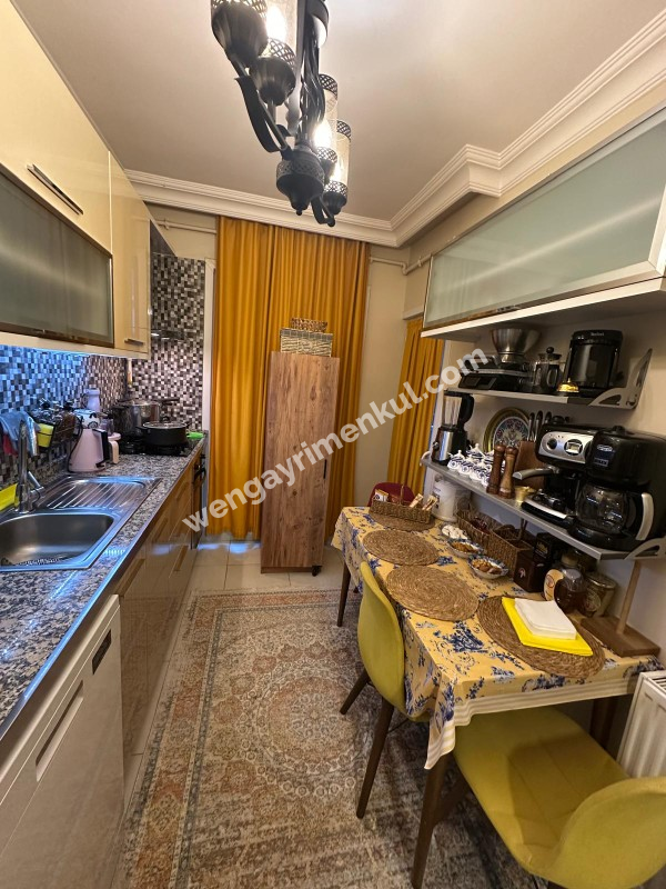 ADNAN KAHVECİ LETİSYA EVLERİ SİTESİ SATILIK 3+1 ARA KAT DAİRE
