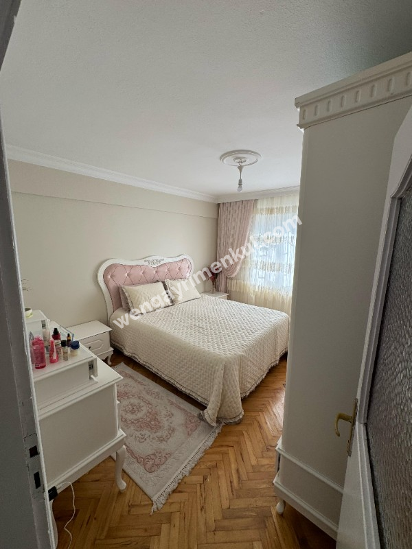 KARTAL CEVİZLİ  KATTA TEK SATILIK DAİRE
