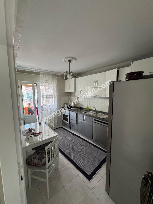 KARTAL CEVİZLİ  KATTA TEK SATILIK DAİRE