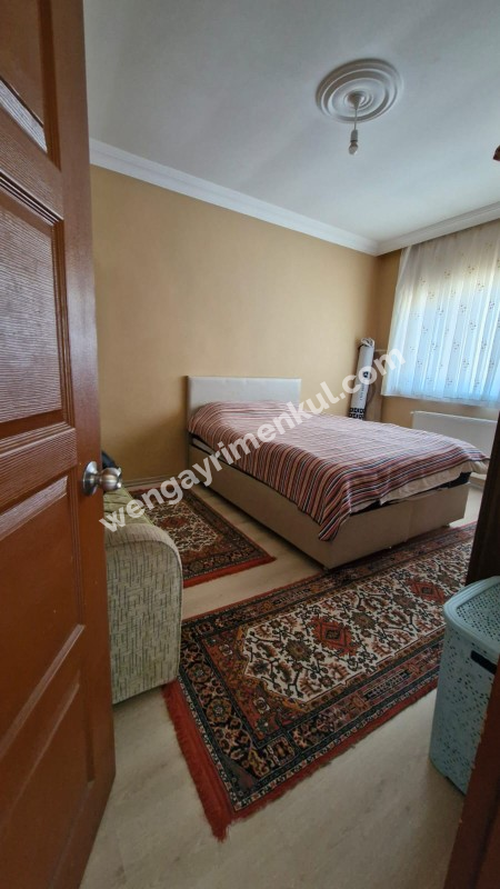SATILIK 4+1 ÇİFTLİK EVİ + 300 m2 ÇELİK KONSTRÜKSİYON  ÇADIR + 2 ADET SERA 