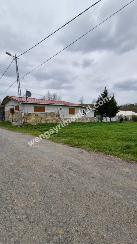 SATILIK 4+1 ÇİFTLİK EVİ + 300 m2 ÇELİK KONSTRÜKSİYON  ÇADIR + 2 ADET SERA 