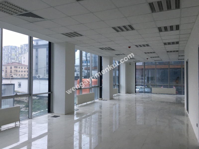 ŞERIFALI YAN YOLA YAKIN DEPOLU OFİS KATI 