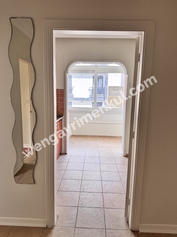 Ümraniye Çamlık Mahallesi'nde Giriş Kat 2+1 Kiralık Daire