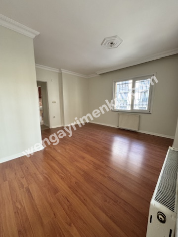 Ümraniye Çamlık Mahallesi'nde Giriş Kat 2+1 Kiralık Daire