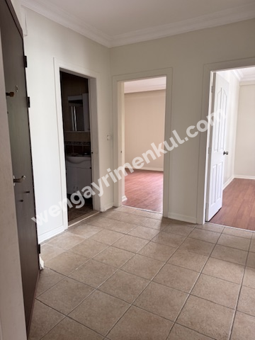 Ümraniye Çamlık Mahallesi'nde Giriş Kat 2+1 Kiralık Daire
