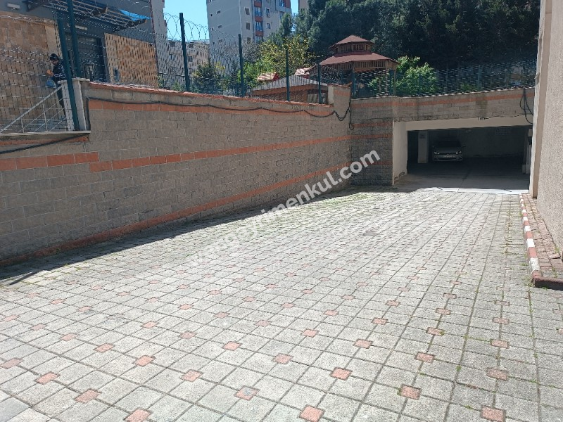 AĞAOĞLU ÇAMLIPARK SİT. BAKIMLI 1+1 DAİRE