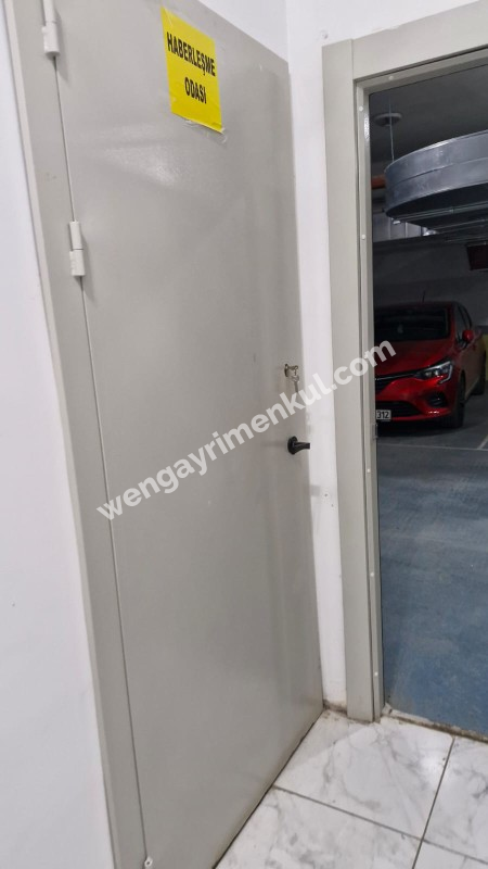 SANCAKTEPE'DE SİTE İÇERİSİNDE 125 M2  2+1 SATILIK  DAİRE 