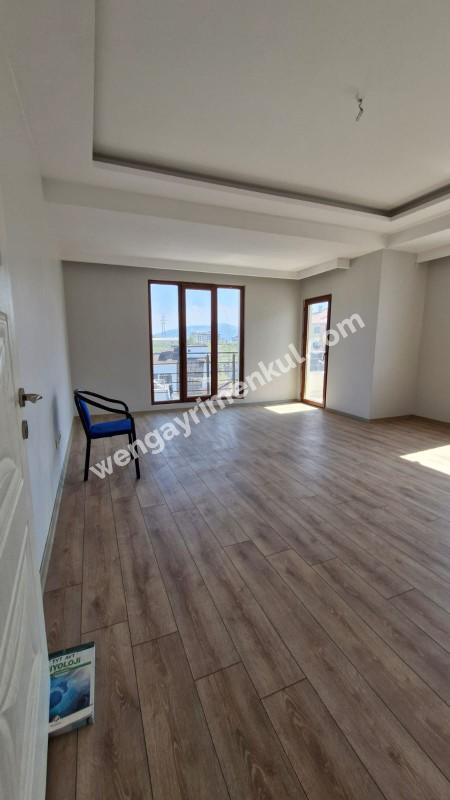 SANCAKTEPE'DE  SİTE İÇERİSİNDE 140 M2  3+1 SATILIK SIFIR DAİRE