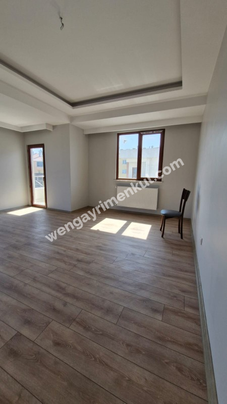 SANCAKTEPE'DE  SİTE İÇERİSİNDE 140 M2  3+1 SATILIK SIFIR DAİRE