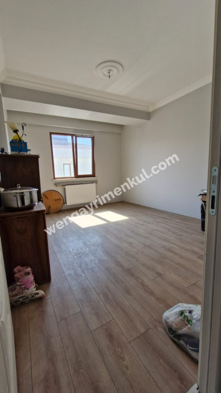SANCAKTEPE'DE  SİTE İÇERİSİNDE 140 M2  3+1 SATILIK SIFIR DAİRE