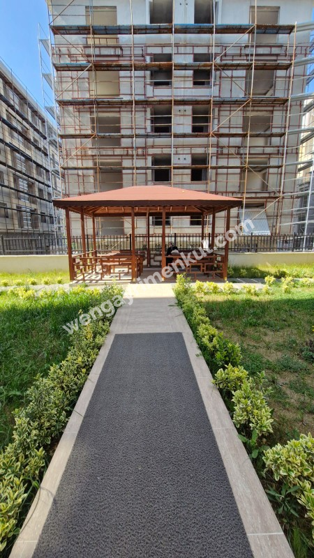 SANCAKTEPE'DE  SİTE İÇERİSİNDE 140 M2  3+1 SATILIK SIFIR DAİRE