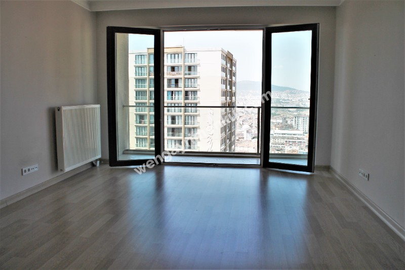 Tuzla Evora A Parsel Havuz Ve Bahçe Peyzaj Cepheli Kiralık 1+1