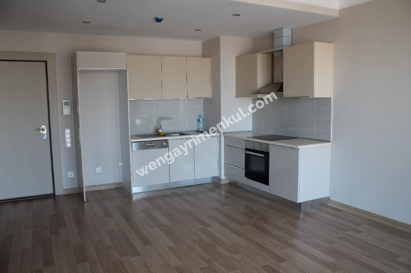 Tuzla Evora A Parsel Havuz Ve Bahçe Peyzaj Cepheli Kiralık 1+1