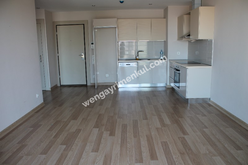 Tuzla Evora A Parsel Havuz Ve Bahçe Peyzaj Cepheli Kiralık 1+1