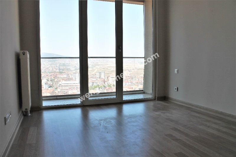 Tuzla Evora A Parsel Havuz Ve Bahçe Peyzaj Cepheli Kiralık 1+1
