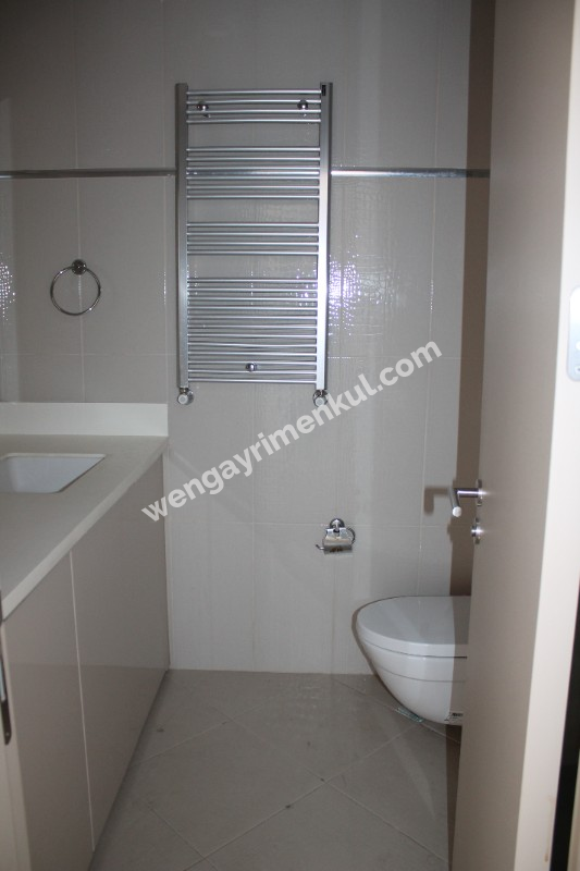 Tuzla Evora A Parsel Havuz Ve Bahçe Peyzaj Cepheli Kiralık 1+1