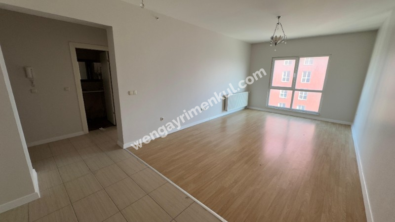 NTOWERS SİTESİ - KİRALIK 1+1 BOŞ DAİRE - METROBÜSE YAKIN