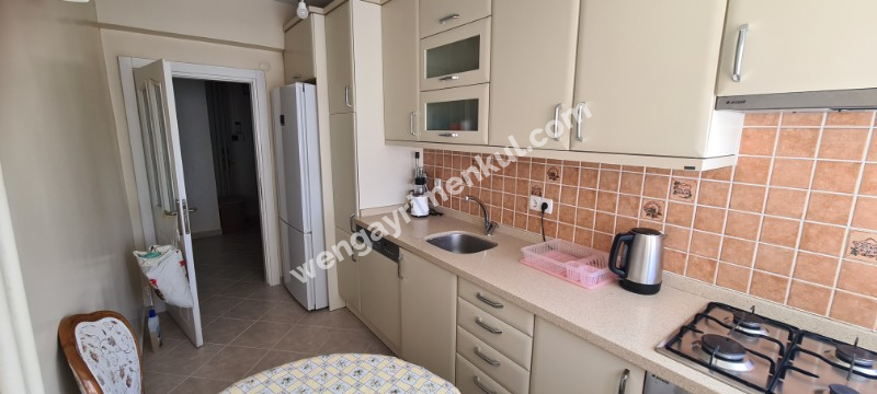 KOZYATAĞI İNÖNÜ CADDESİNDE YÜKSEK KAT 3+1 YATIRIMA UYGUN SATILIK