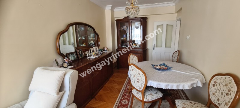 KOZYATAĞI İNÖNÜ CADDESİNDE YÜKSEK KAT 3+1 YATIRIMA UYGUN SATILIK