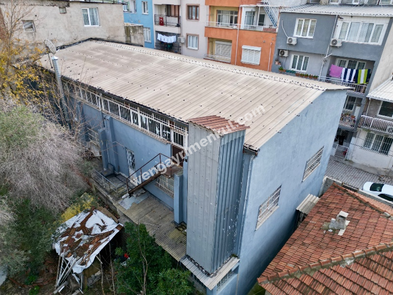 Bornova'da Satılık Fabrika 