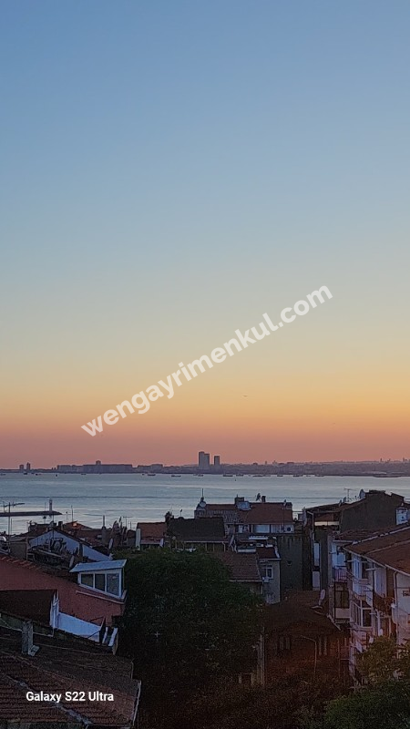 Yeldeğirmeni Tarihi Binada Full Deniz Manzaralı Kiralık Daire