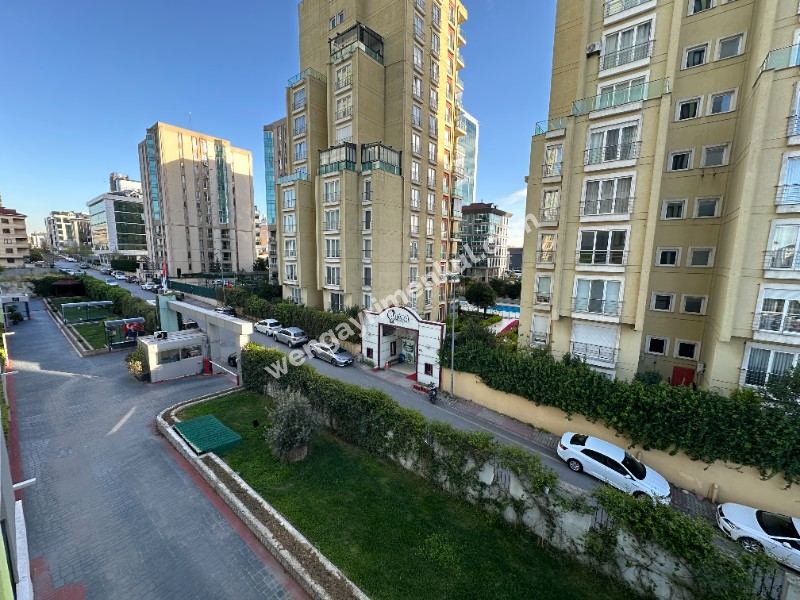 SARİSSA'da_Tek Yetkili_MEBRUR'dan_BOŞ_Oturuma Hazır_1+1_71 m²